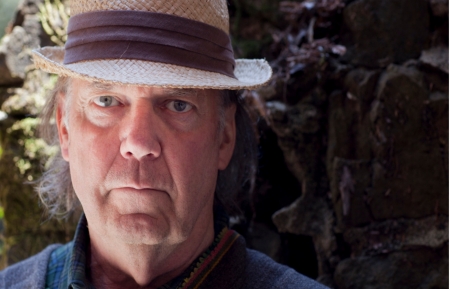 Neil Young disponibiliza todas as faixas de seu novo lbum contra Monsanto