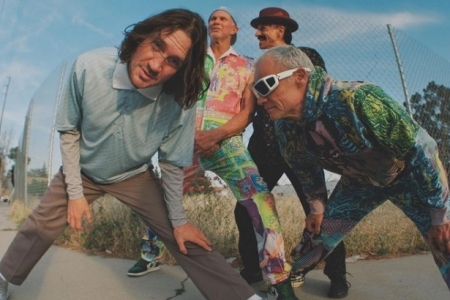 Red Hot Chili Peppers lana faixa bnus The Shape Im Takin'