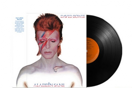 Rhino anuncia edio limitada de lbum Aladdin Sane, de David Bowie