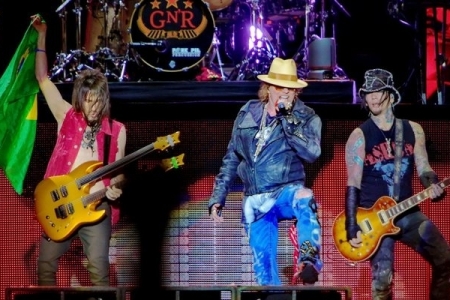 Guns N' Roses pode ter novo single 'a qualquer momento', diz produtor