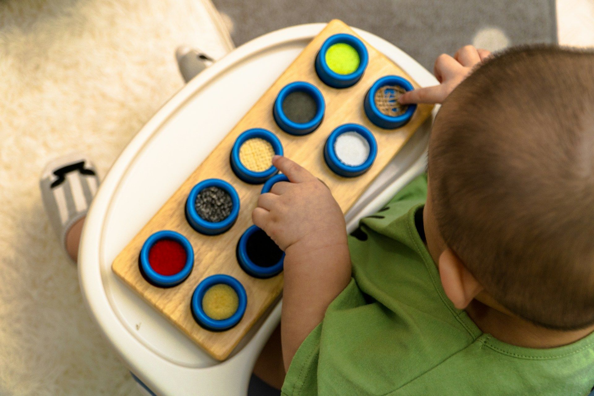 Fisioterapia neurológica infantil e estimulação precoce podem auxiliar no desenvolvimento de bebês e crianças com dificuldades ou atrasos