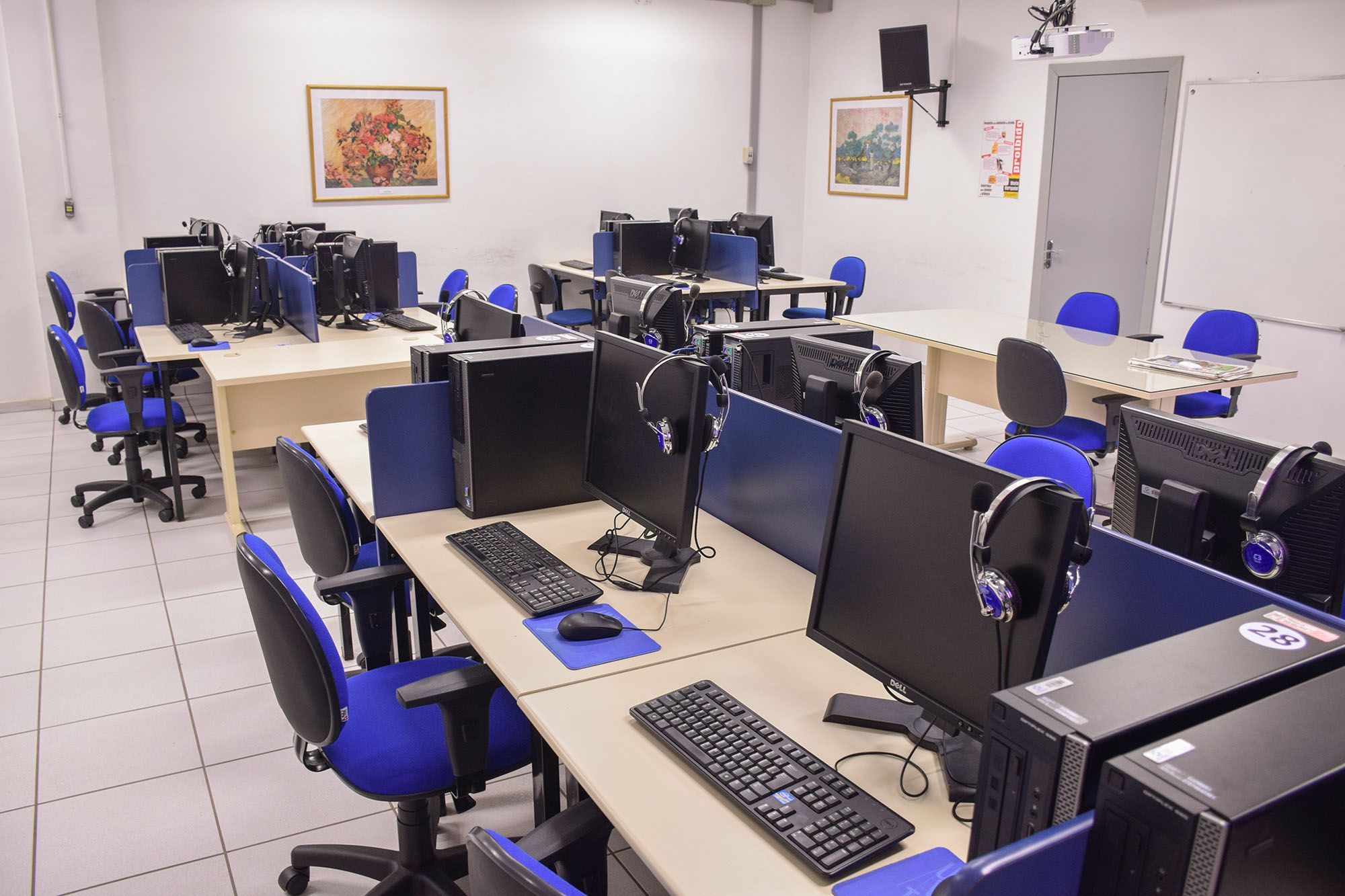 Sala 109-11 (Sala Multidisciplinar da Comunicação)