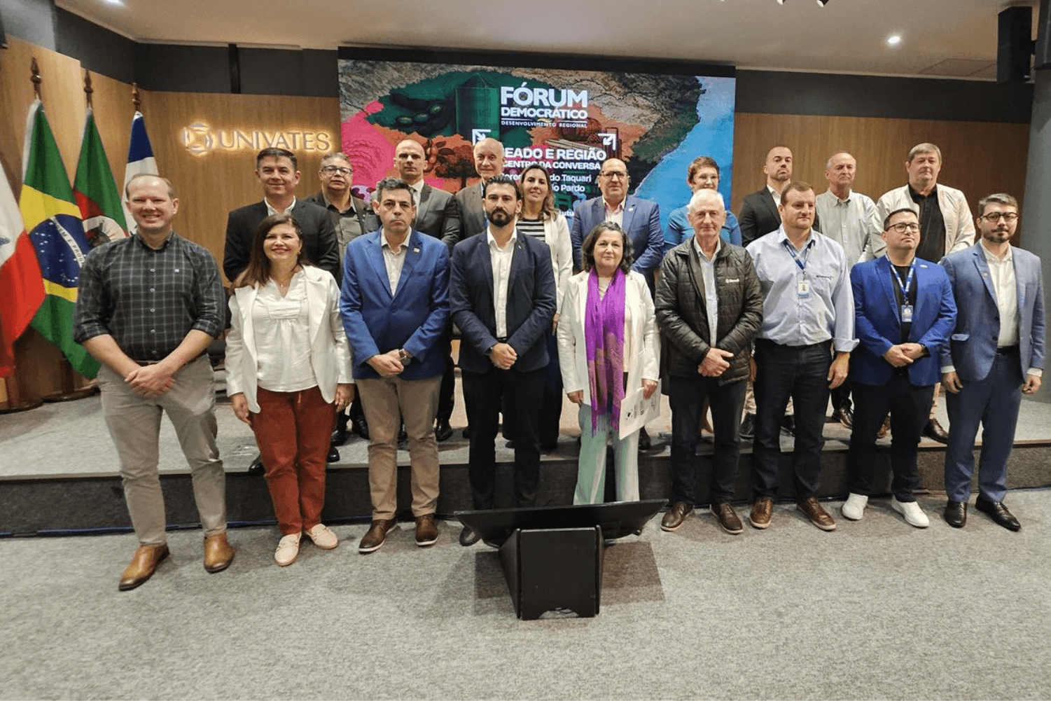 Univates sedia plenária regional do Fórum Democrático da ALRS e reúne lideranças para debater o fortalecimento do municipalismo