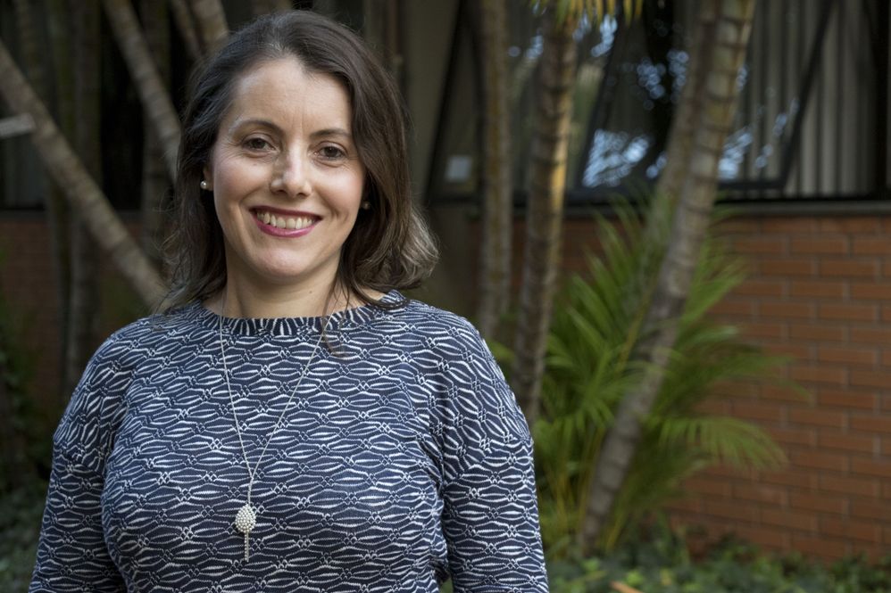Professora Claucia Fernanda Volken de Souza