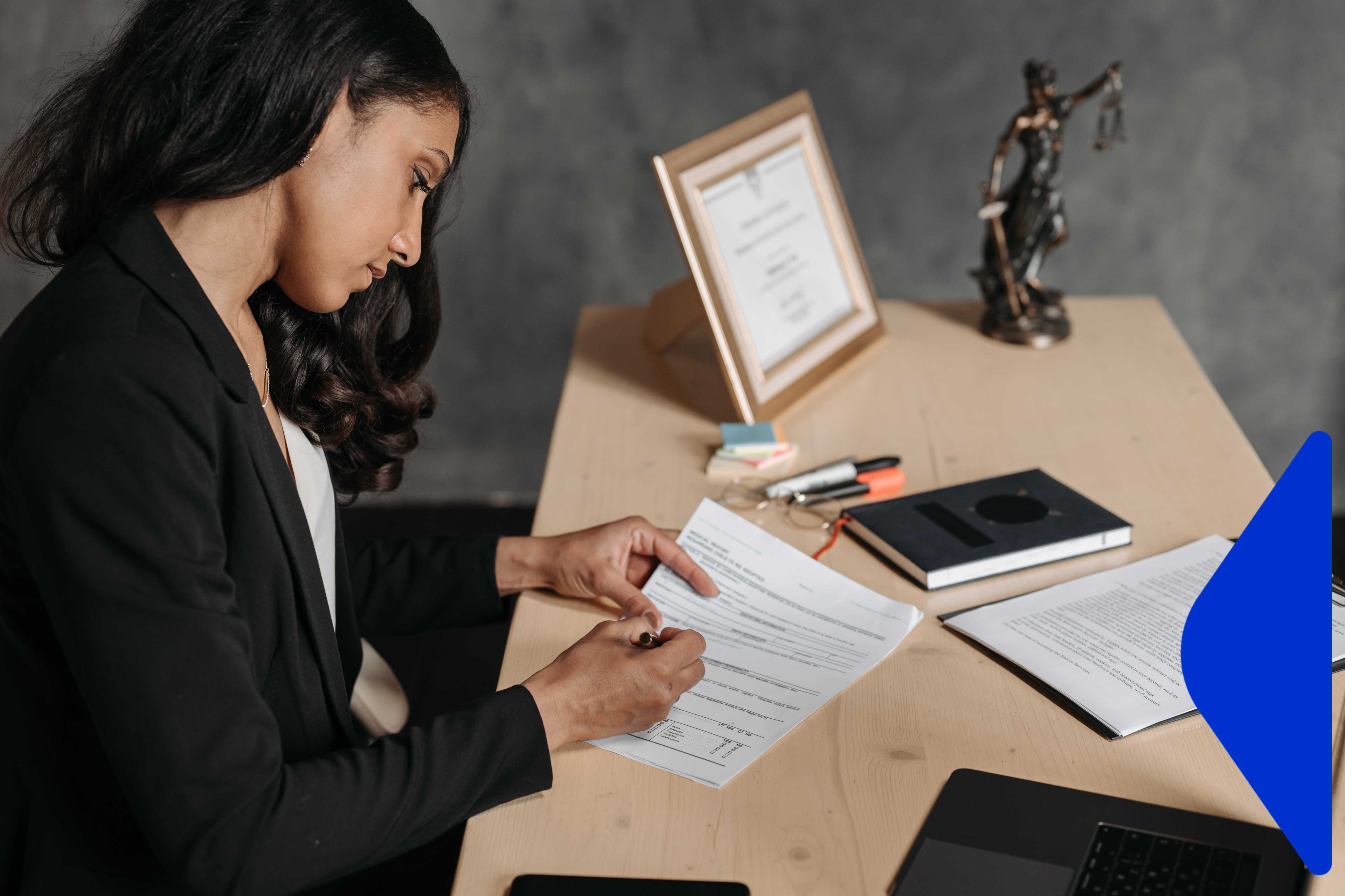 Como é o mercado de trabalho para quem se forma em Direito? - Univates Blog