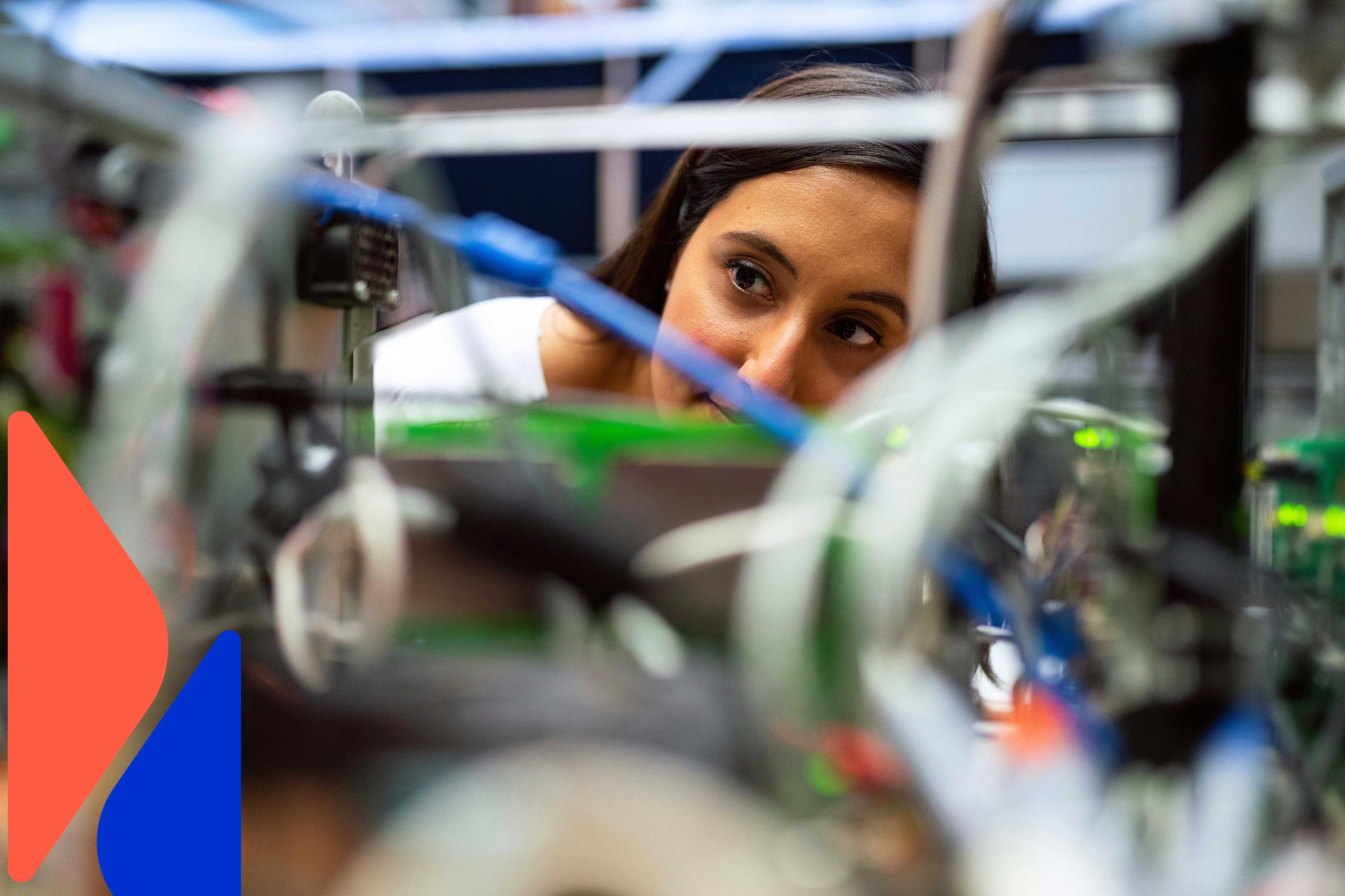 Engenharia de Produção: saiba o que faz o profissional da área.
