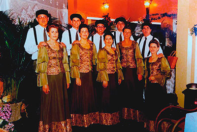 Integrantes do grupo Tutti Fratelli