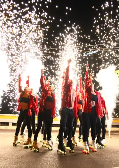  Zbura - Campe�es do mundo da patina��o em: O Globo M�gico