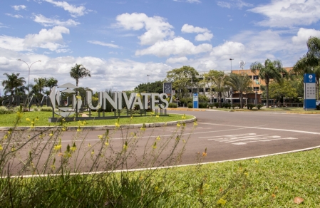 Aberto período de ingresso para portadores de diploma de curso superior
