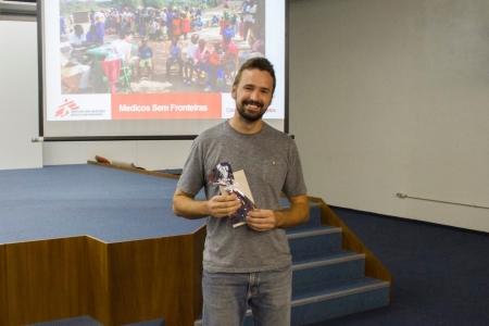 Mdicos sem Fronteiras: quando a vida mais precisa de cuidados - 16/10/2017