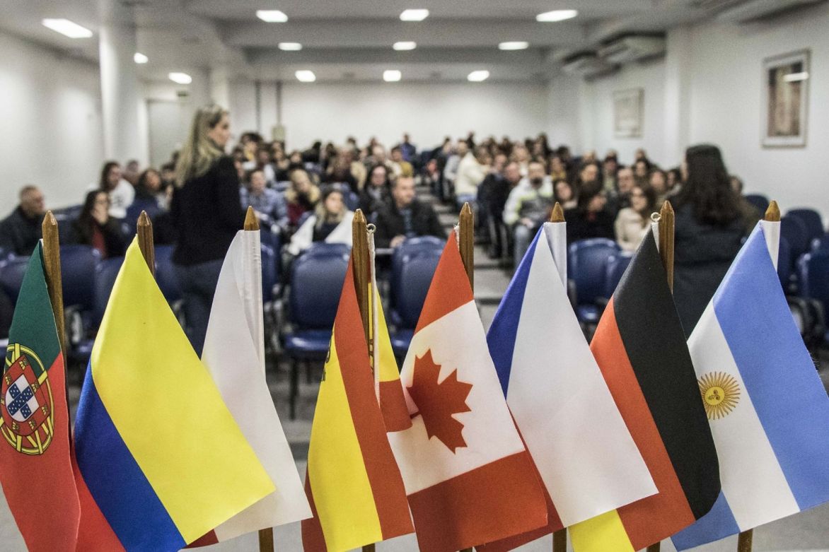 Imagem de vrias bandeiras de pases