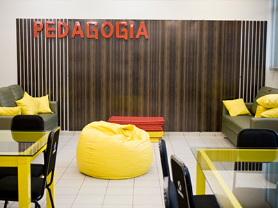 Foto do Laboratório de Ensino de Pedagogia - Margem