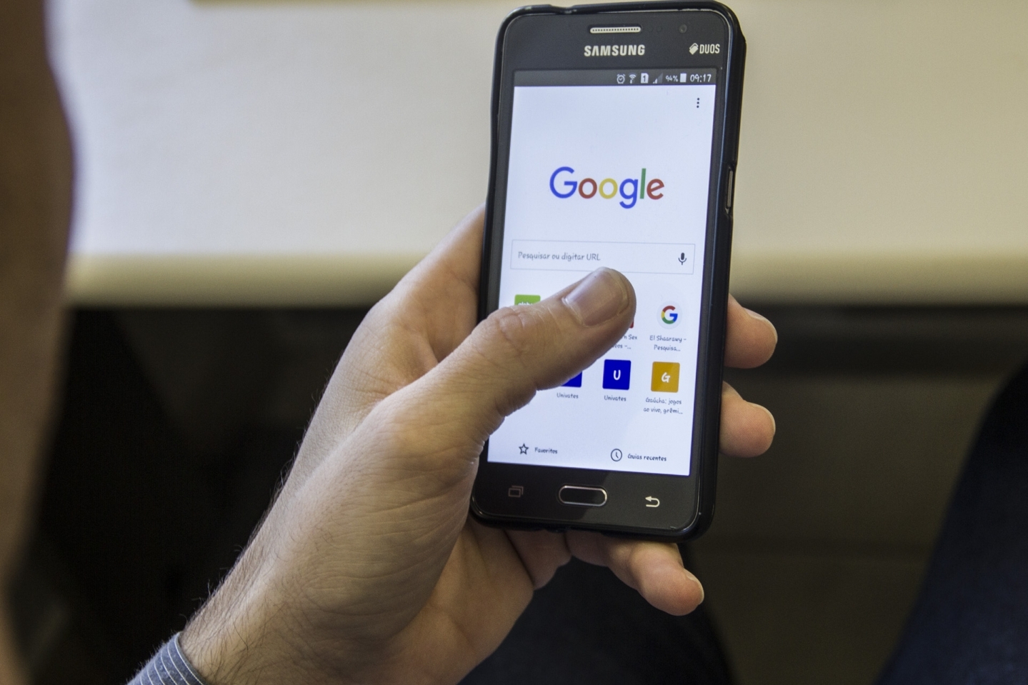 Como ver histórico de navegação no celular! - Geek Blog