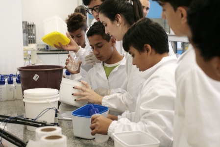 Escolas podem se inscrever para minicursos do Naturalista por um dia