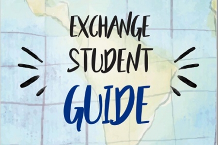 Estudantes criam material para auxlio a intercambistas