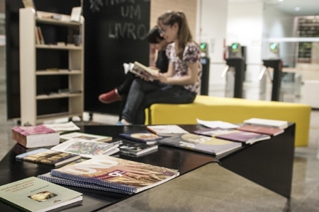 Troca-Troca de Livros incentiva compartilhamento de obras