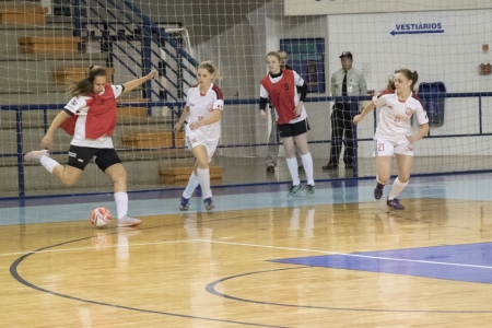 Explos�o � campe� no futsal feminino