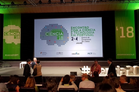 Professora de Direito participa de evento em Portugal