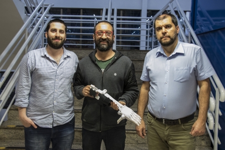 Cirurgio-dentista uruguaio palestra sobre uso das impresses 3D na rea da sade