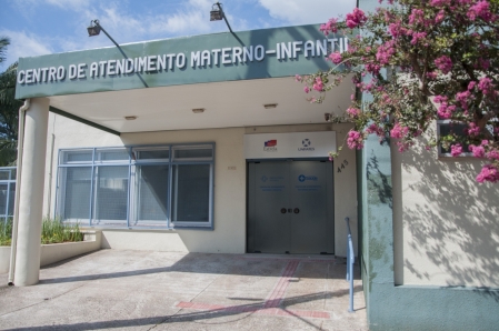 Centro de Atendimento Materno-Infantil realiza atividades alusivas ao Outubro Rosa