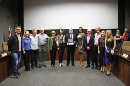 Univates recebe homenagem da Cmara de Vereadores de Lajeado pelos seus 50 anos