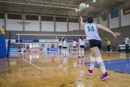Univates recebe atletas para o 13� Festival de Vol�i