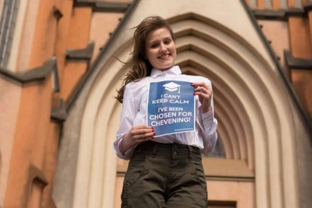 Diplomada do curso de Letras  contemplada com uma bolsa do Reino Unido