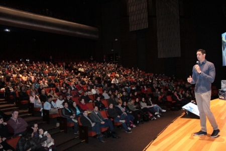 Gustavo Borges motiva plateia a conquistar suas prprias olimpadas