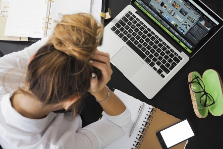 Iniciativa da Liga de Psiquiatria do curso de Medicina responde a dvidas de estudantes sobre isolamento social e sade mental