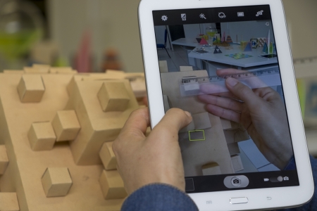 Em pesquisa realizada no PPGEnsino, produo de vdeos  adotada como estratgia de ensino de Cincias Exatas