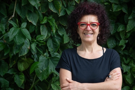 Professora da Univates lana livro sobre interfaces da tecnologia, arte e natureza