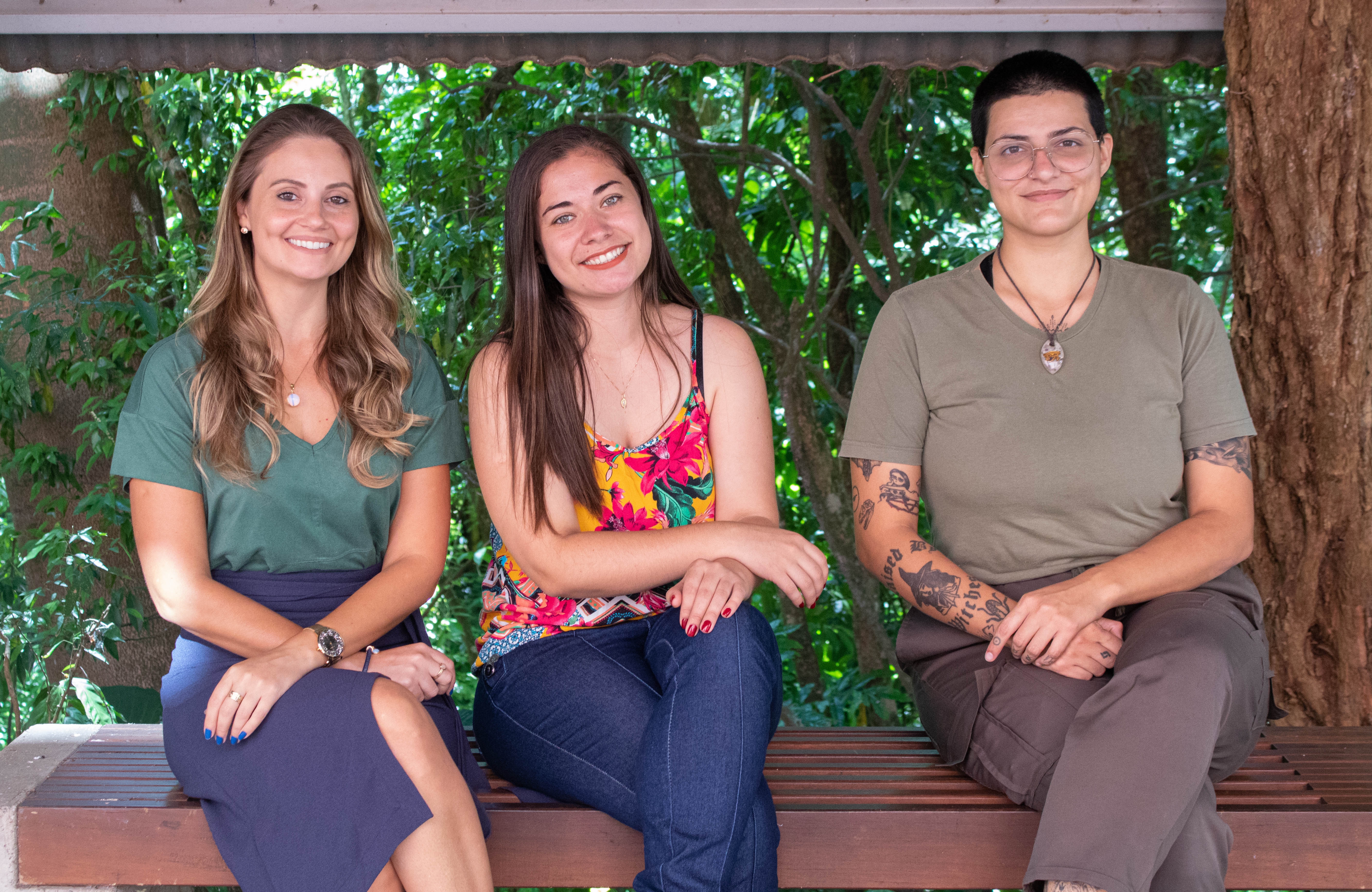 Professora Dra. Joseline Manfroi, Mestranda Joseane Salau Ferraz e Acadêmica de Ciências Biológicas Ândrea Pozzebon 