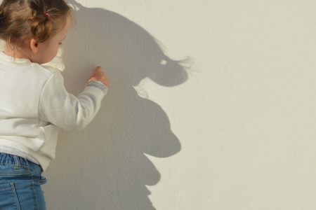 Pesquisa lana olhar para traumas infantis e suas relaes com a memria emocional e o funcionamento cognitivo em adultos