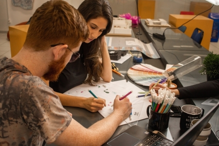 No Aula+, estudantes participam da construo do conhecimento e das adaptaes nos processos de ensino e de aprendizagem