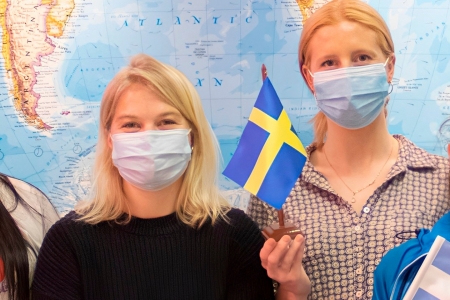 Intercambistas suecas apresentam estudo realizado durante estadia na Univates