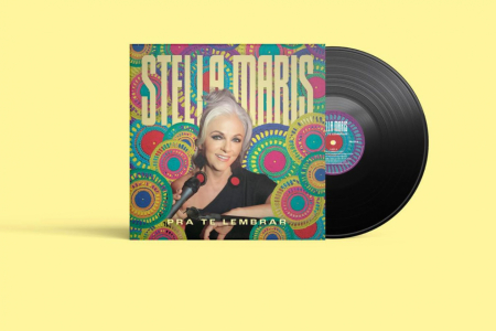 Lanamento do terceiro disco da cantora lajeadense Stella Maris Reckziegel acontecer no Teatro Univates