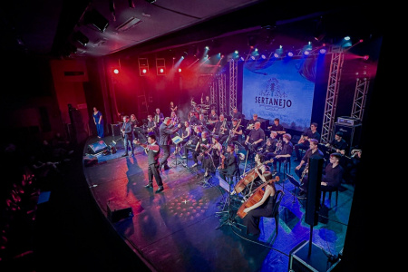 Teatro Univates recebe espetculo Pra Sempre Sertanejo Show no prximo domingo, dia 21 de setembro