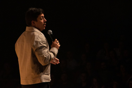 Renato Albani se apresenta no Teatro Univates no prximo domingo, 02 de novembro