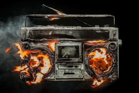 Ouça agora a explosiva nova música do Green Day, “Bang Bang”