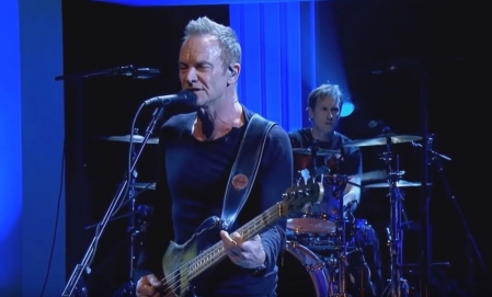 Sting apresenta 50,000, msica inspirada em Bowie e Prince, na TV