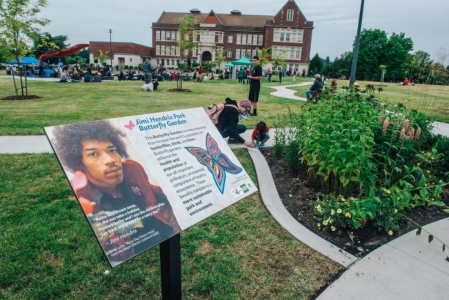 Parque em homenagem a Jimi Hendrix  finalmente inaugurado em Seattle