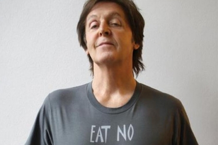 Paul McCartney probe venda de produtos de origem animal em seus shows