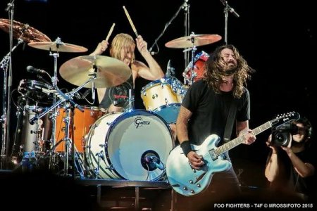 Foo Fighters libera 