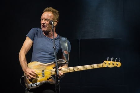 Sting vende todo seu catlogo musical, incluindo sucessos do The Police