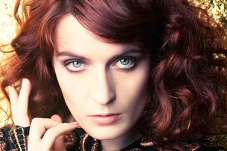 Florence And The Machine est de single novo; confira clipe de Free