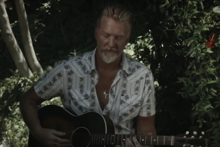 Banda cover, mas tudo bem: A opinio de Josh Homme sobre o Lynyrd Skynyrd