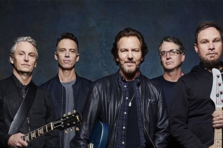 Pearl Jam está perto de finalizar novo álbum, diz Stone Gossard