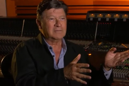 Robbie Robertson, guitarrista da The Band, morre aos 80 anos