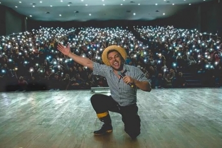 Humorista arrecada mais de R$ 1,6 milho para cidades atingidas no RS