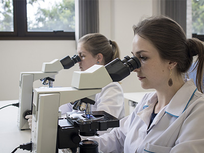 Foto do Laboratrio de Microscopia